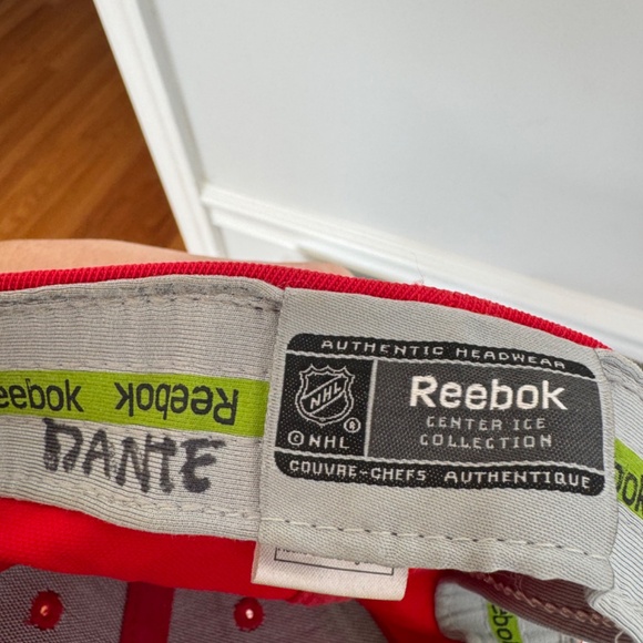 Washington Capitals Reebok Center Ice Collection Fitted S/M - Hat Cap NHL Hockey - Picture 5 of 6